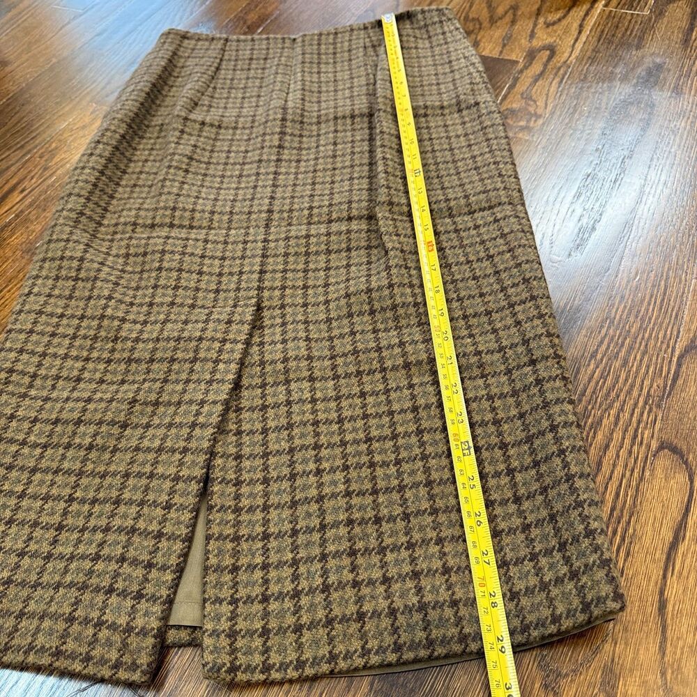 Lauren Ralph Lauren, 100% Wool Skirt, Women's Size 6, EUC